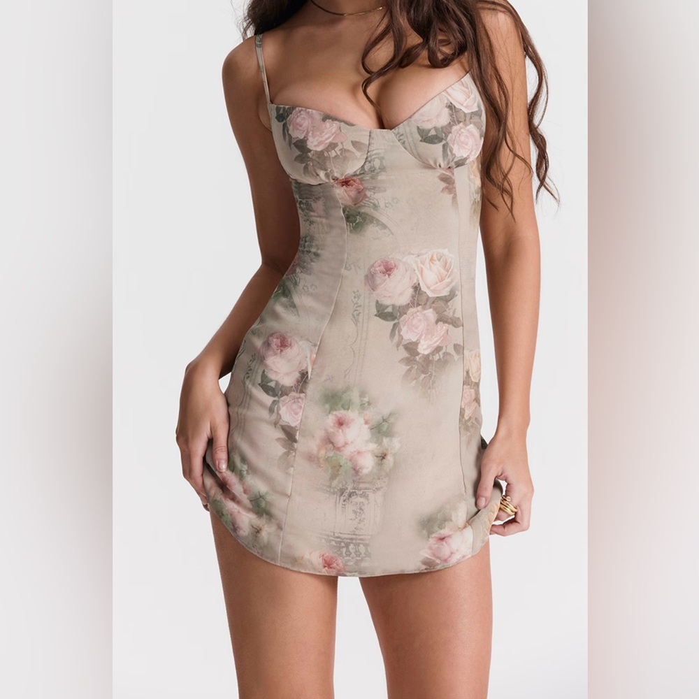 NWT House Of CB vintage floral minidress!